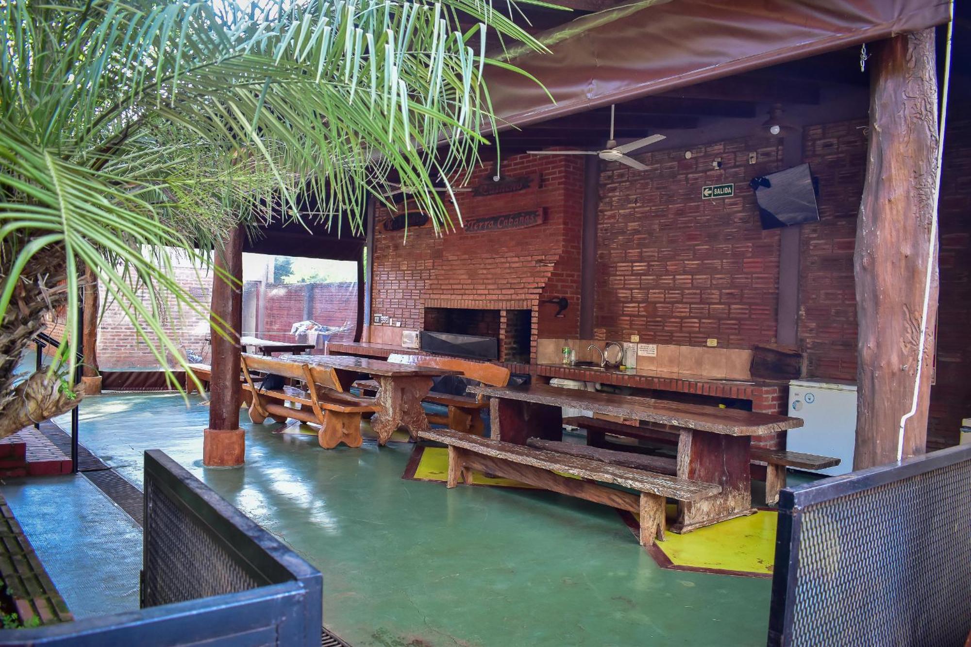 Terra Iguazu Cabanas ปูแอร์โตอีกวาซู ภายนอก รูปภาพ
