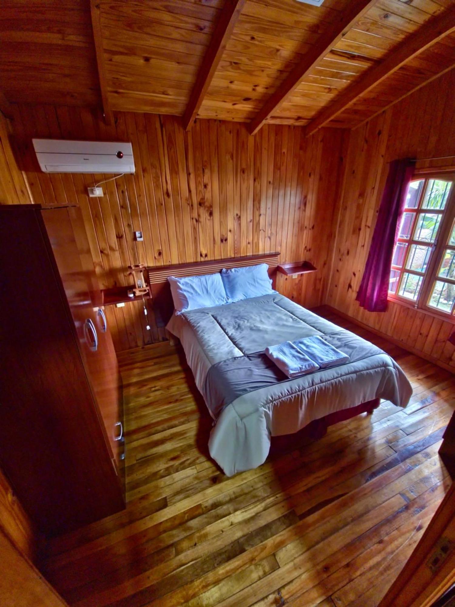 Terra Iguazu Cabanas ปูแอร์โตอีกวาซู ภายนอก รูปภาพ